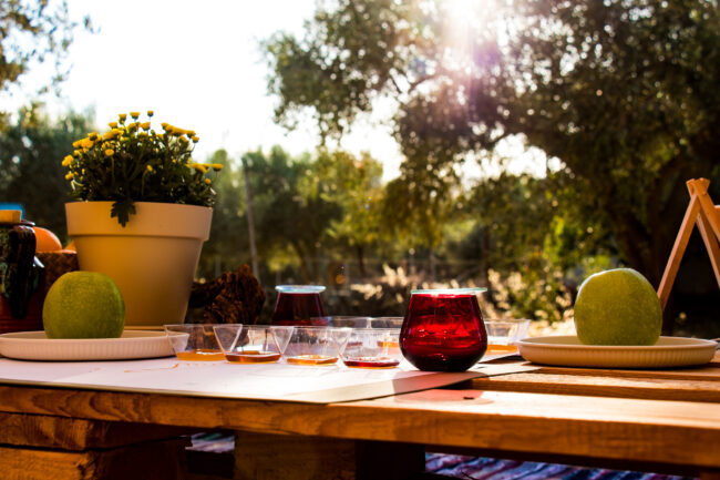 honey-olive-tasting